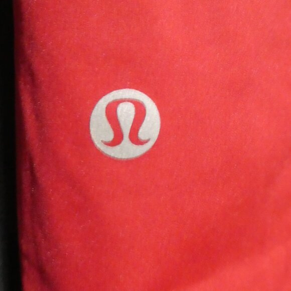 lululemon | size 18 | High-Rise Pant | | Side Leg Pockets | Mint Condition - Picture 14 of 15